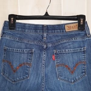 LEVIS PERFECT WAIST 525 STRAIGHT LEG